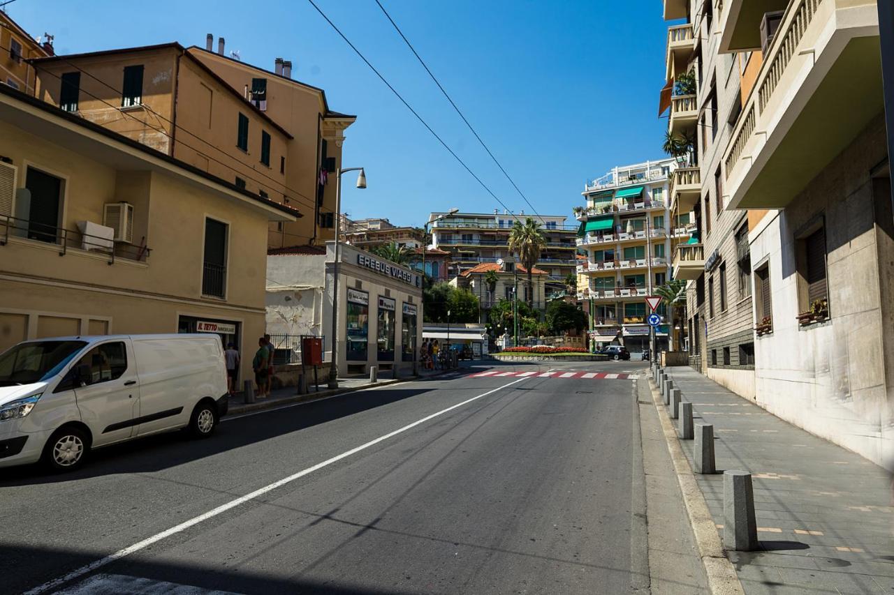 The Siva Apartments - Via Fiume, 29 Sanremo Bagian luar foto